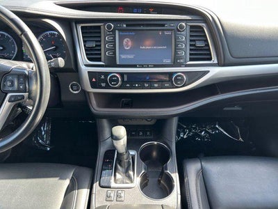 2019 Toyota HIGHLANDER XLE