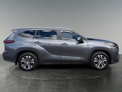 2024 Toyota Highlander Hybrid XLE