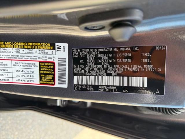 2024 Toyota Highlander Hybrid XLE