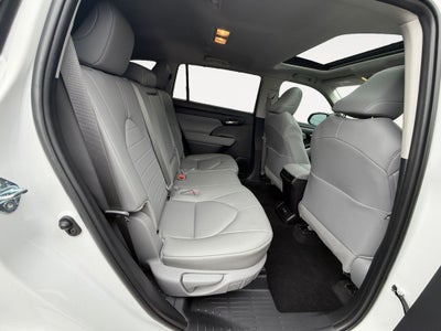 2026 Toyota Highlander XLE