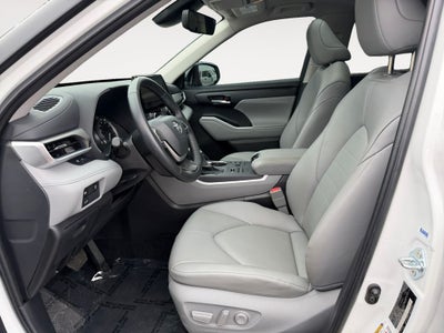 2026 Toyota Highlander XLE