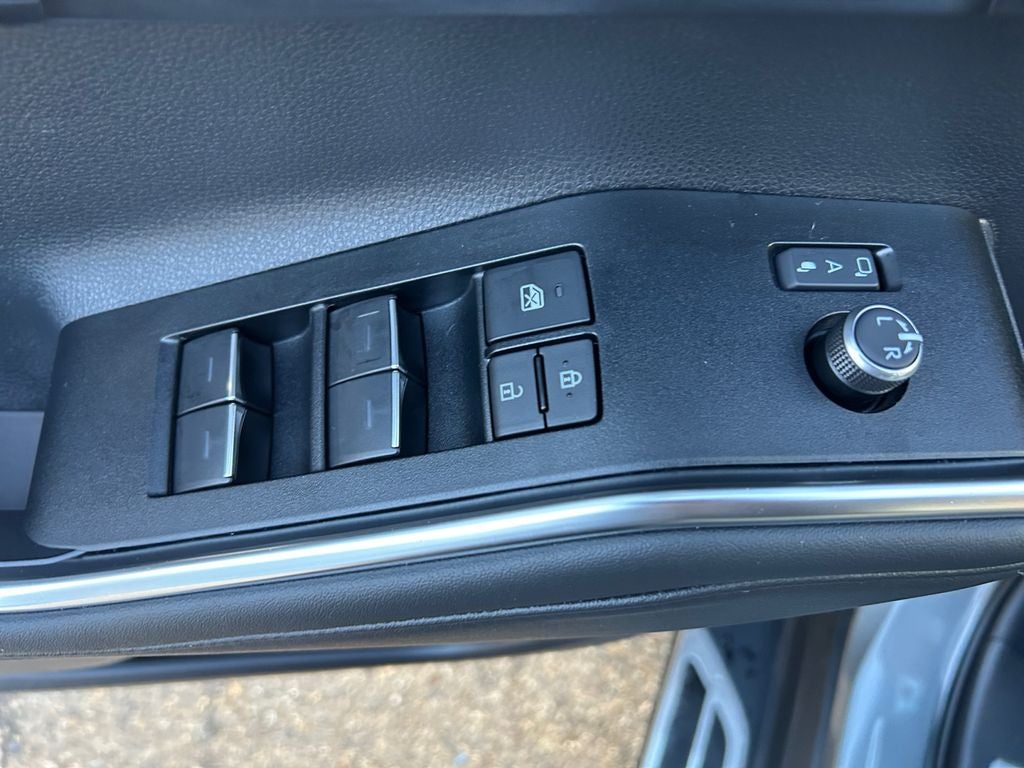 2025 Toyota Highlander Limited