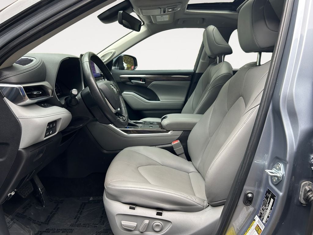 2023 Toyota HIGHLANDER HYBRD Limited
