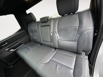 2023 Toyota TUNDRA 4X4 Platinum 1 Owner Local Trade In