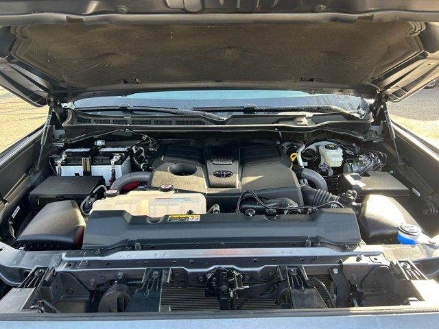 2023 Toyota TUNDRA 4X4 Platinum