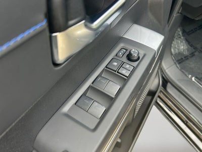 2023 Toyota Tundra i-FORCE MAX Platinum