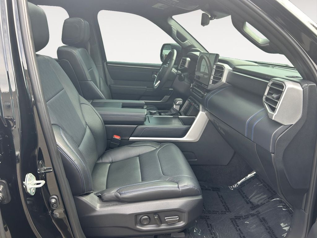 2023 Toyota Tundra i-FORCE MAX Platinum