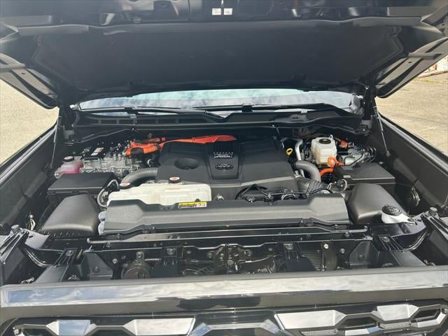 2023 Toyota Tundra i-FORCE MAX Platinum