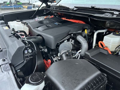 2024 Toyota Tundra Hybrid Platinum 1 Owner