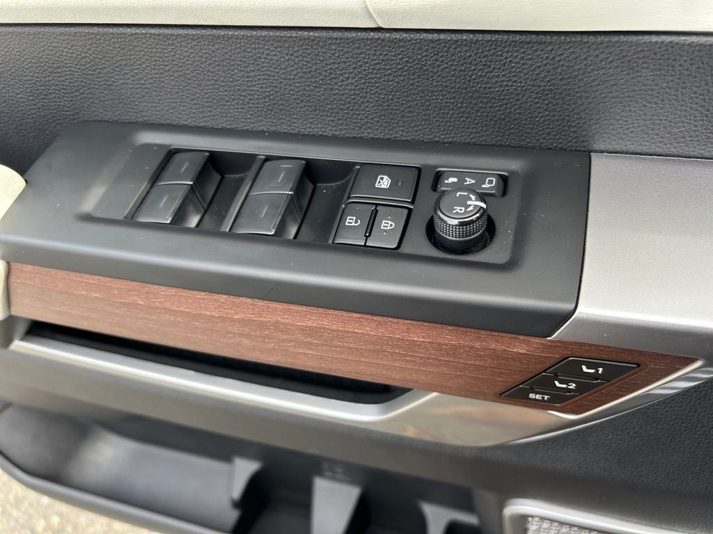 2023 Toyota TUNDRA HV 4X4 Capstone