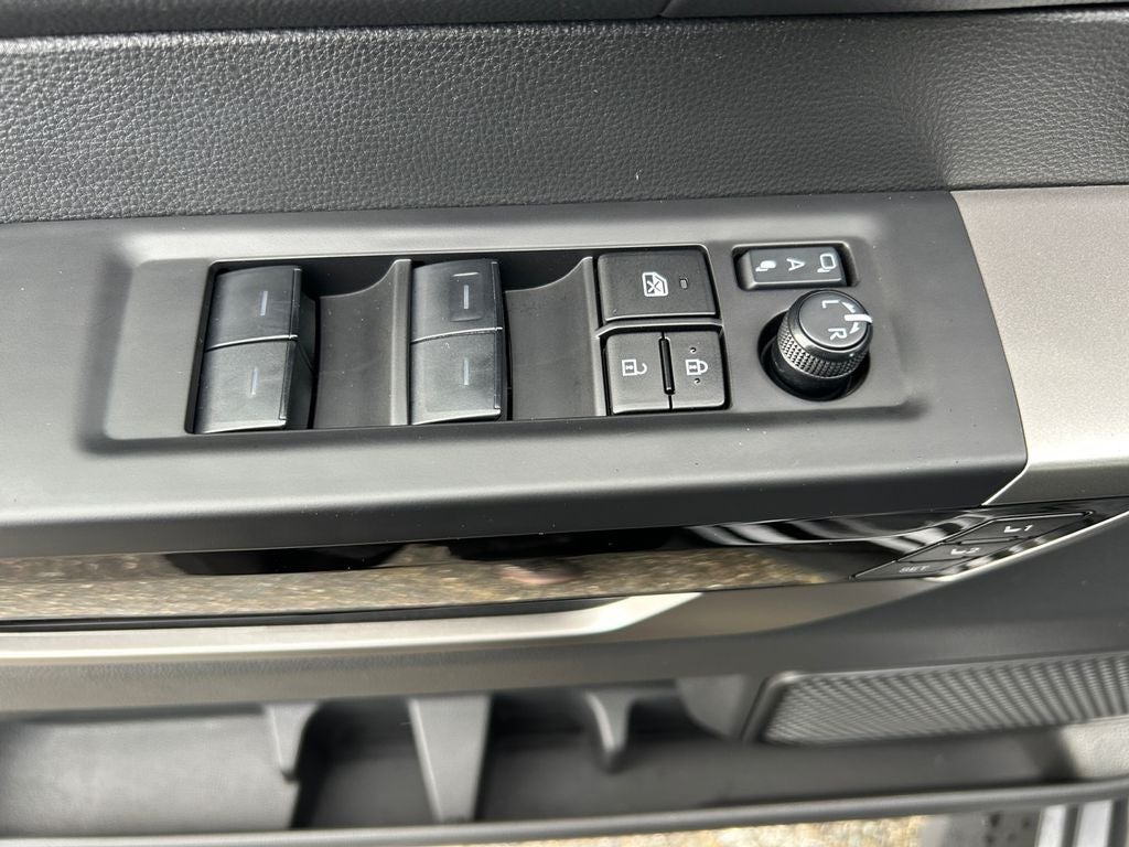 2024 Toyota TUNDRA 4X4 Limited LIFTED