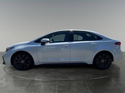 2025 Toyota COROLLA SE