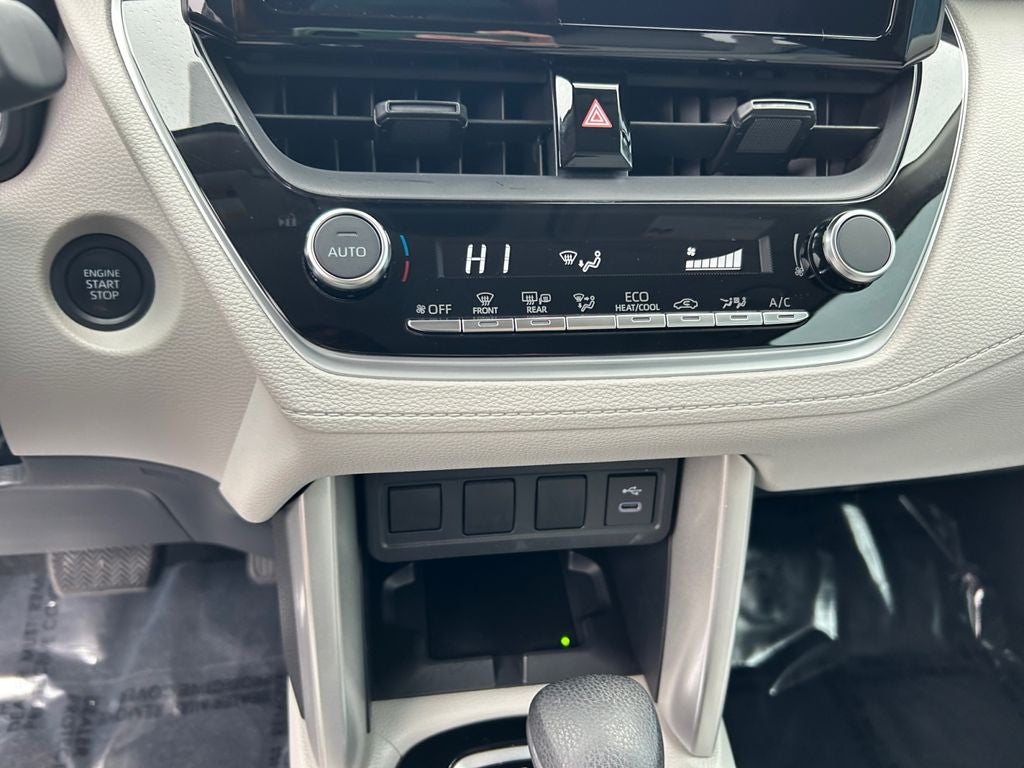 2024 Toyota Corolla Cross LE