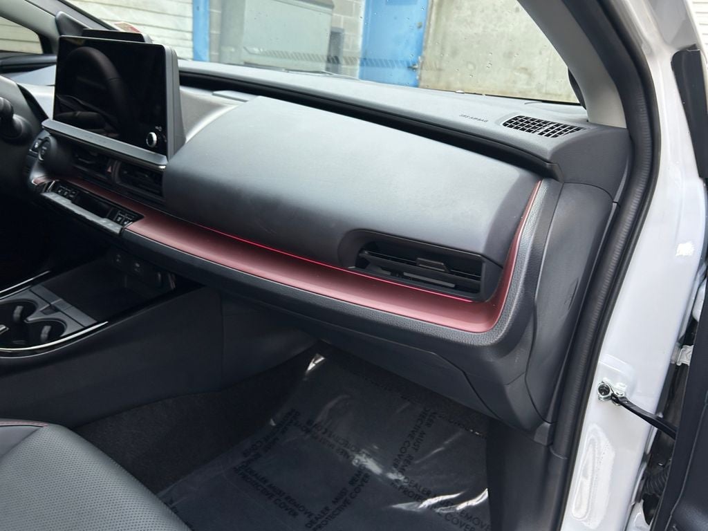 2024 Toyota PRIUS PRIME XSE Premium