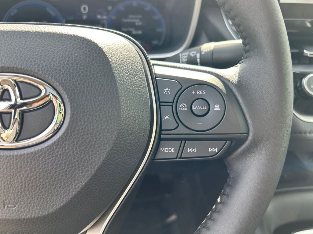 2026 Toyota COROLLA HYBRID XLE 1 Owner 50 MPG