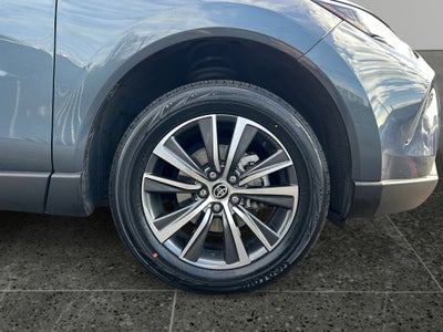 2021 Toyota Venza LE 1 Owner Local Trade In