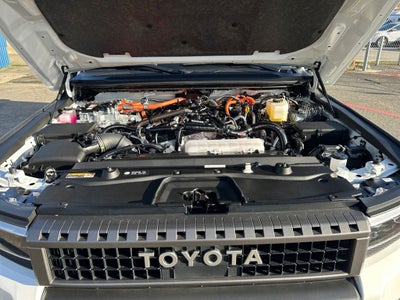 2025 Toyota Land Cruiser PREMIUM