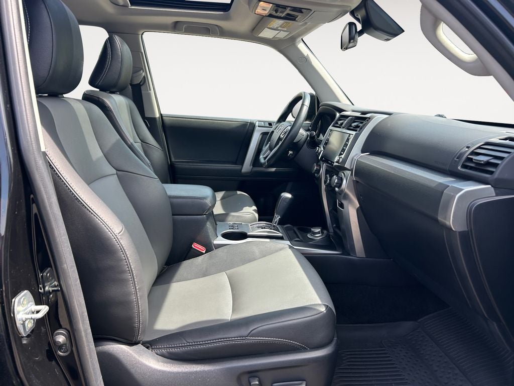 2024 Toyota 4Runner SR5 Premium 1 OWNER
