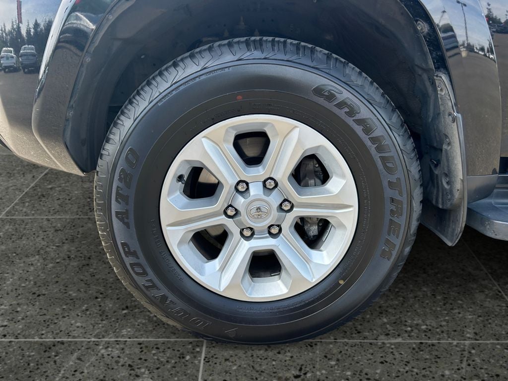 2024 Toyota 4Runner SR5 Premium 1 OWNER