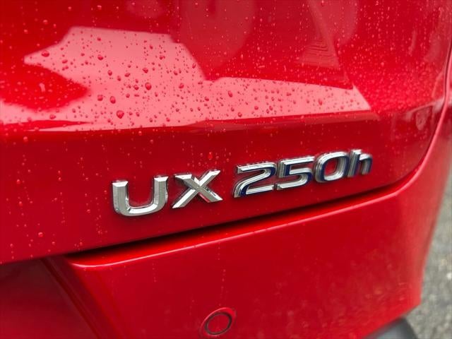 2022 Lexus UX 250h 250h Base