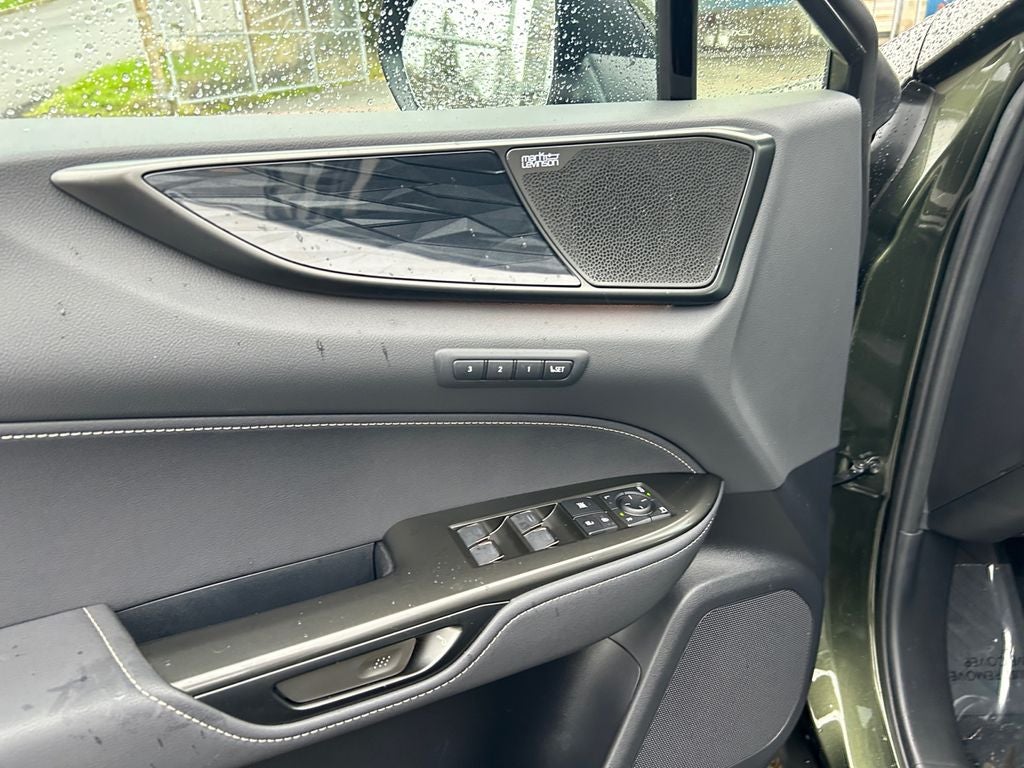 2025 Lexus NX 350h Premium