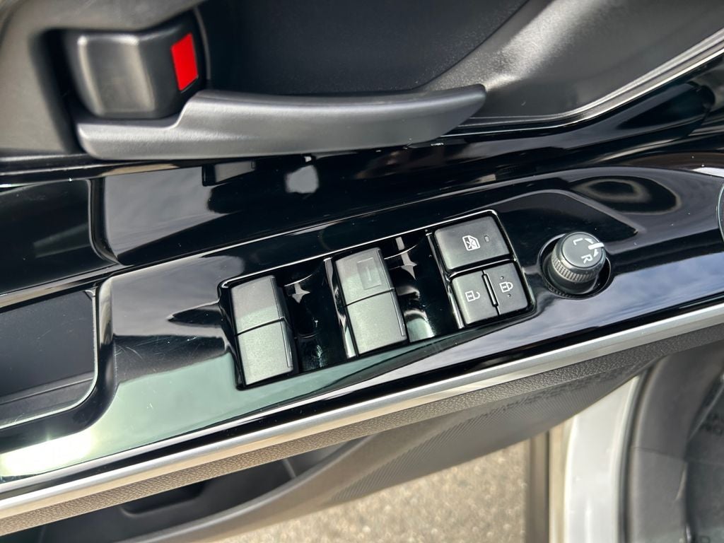 2024 Toyota bZ4X XLE