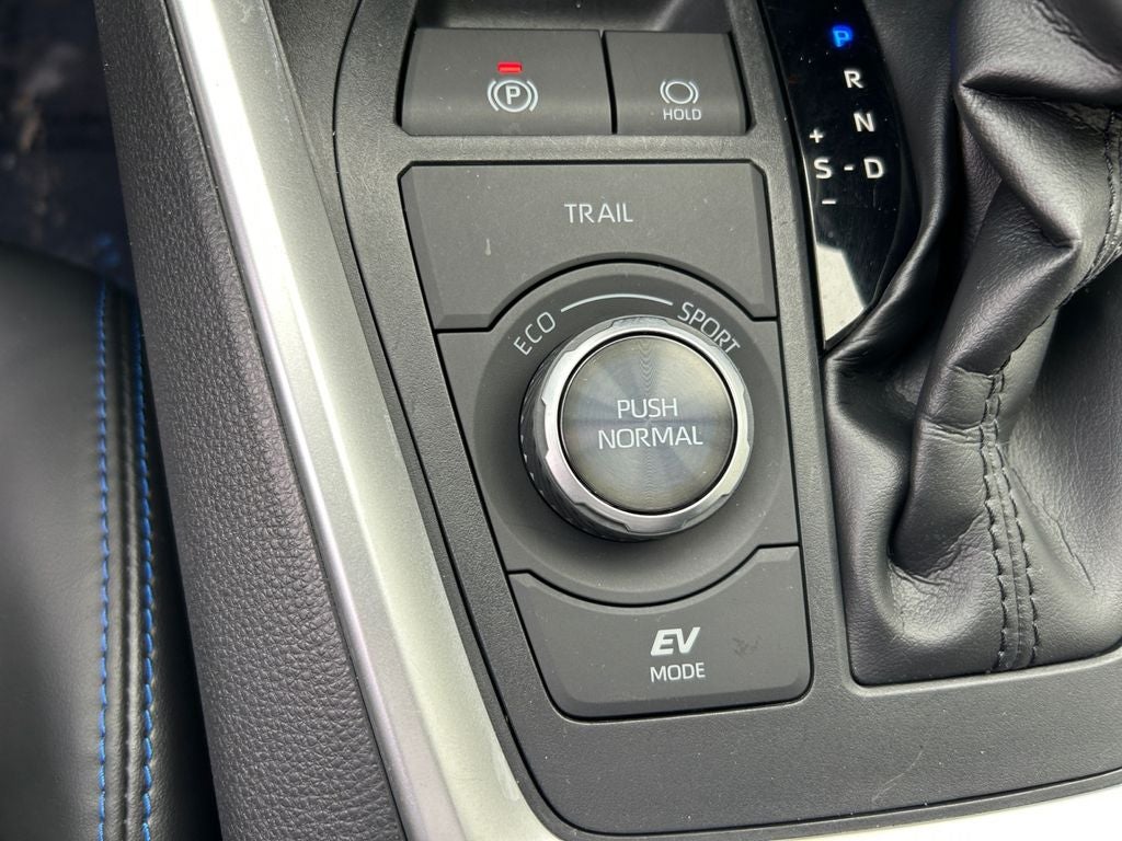 2020 Toyota RAV4 HYBRID XSE