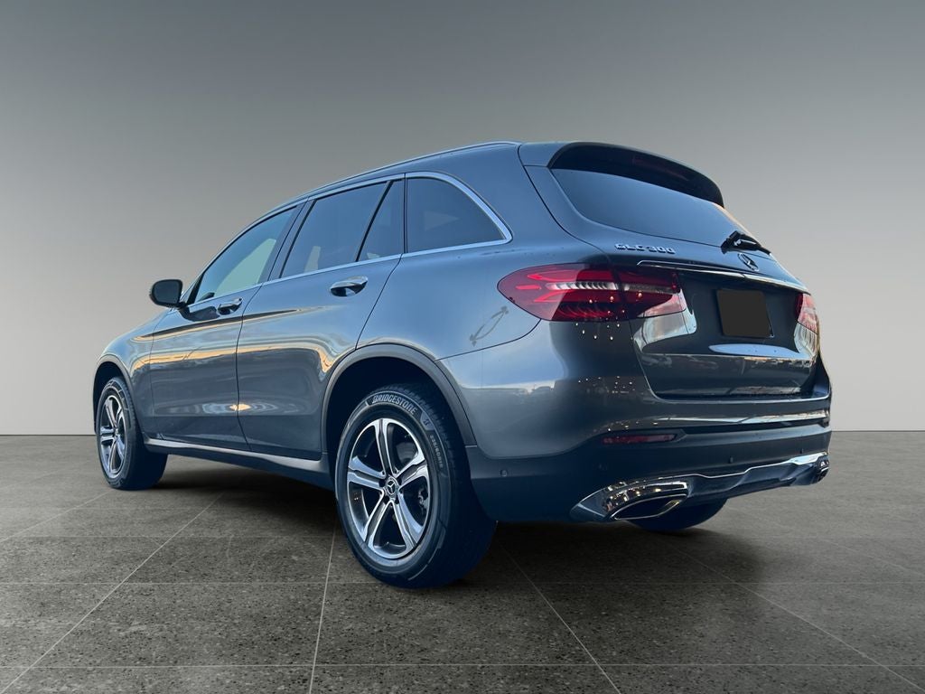 2018 Mercedes-Benz GLC GLC 300 4MATIC® CREAM PUFF