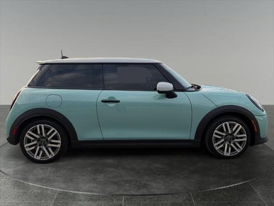 2025 MINI Cooper S Iconic