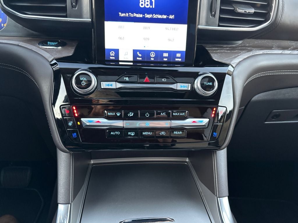 2022 Ford Explorer Platinum