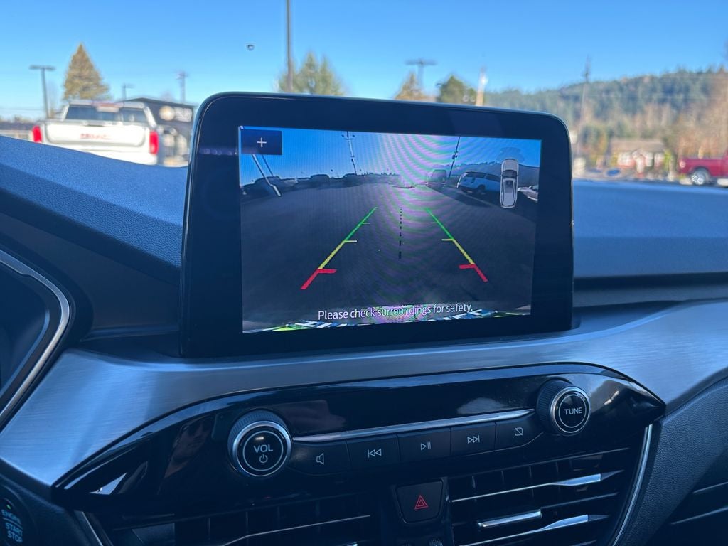 2021 Ford Escape Hybrid Titanium