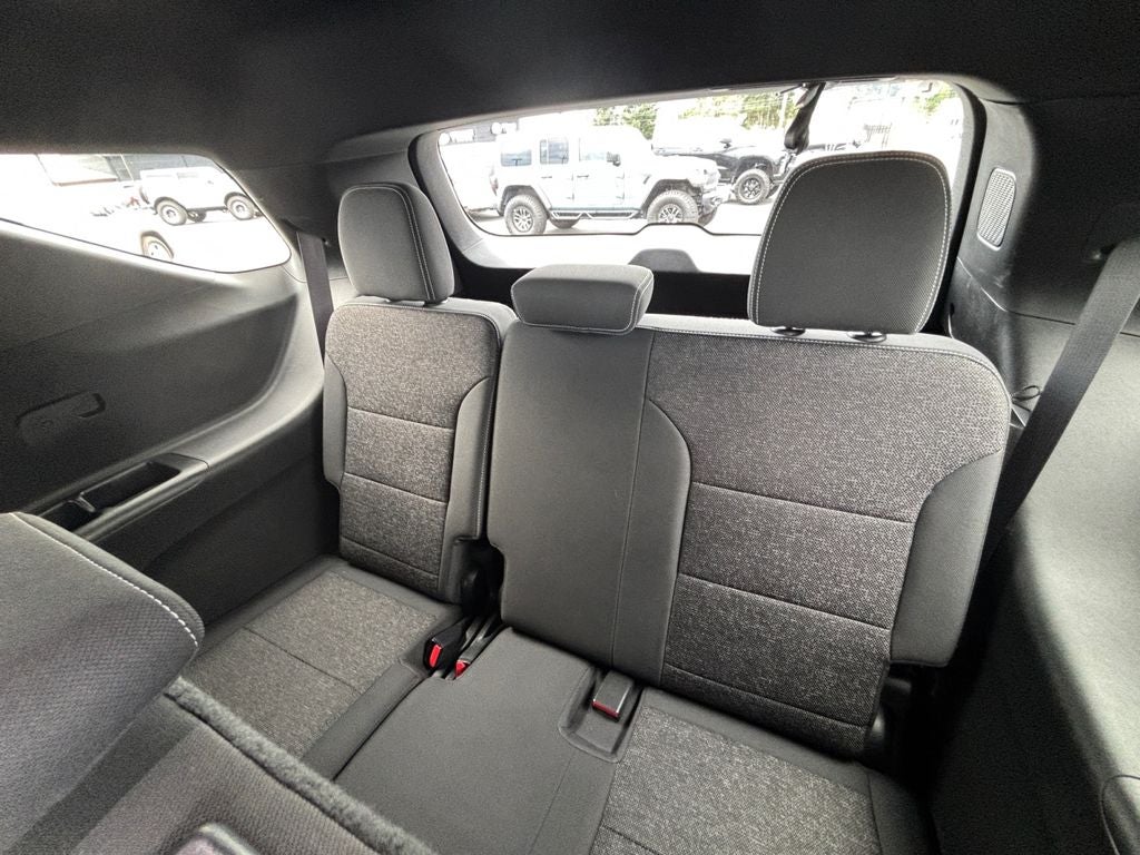 2025 Chevrolet Traverse LT 2LT