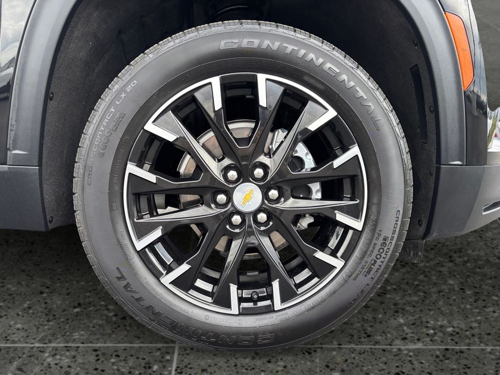 2025 Chevrolet Traverse LT 2LT