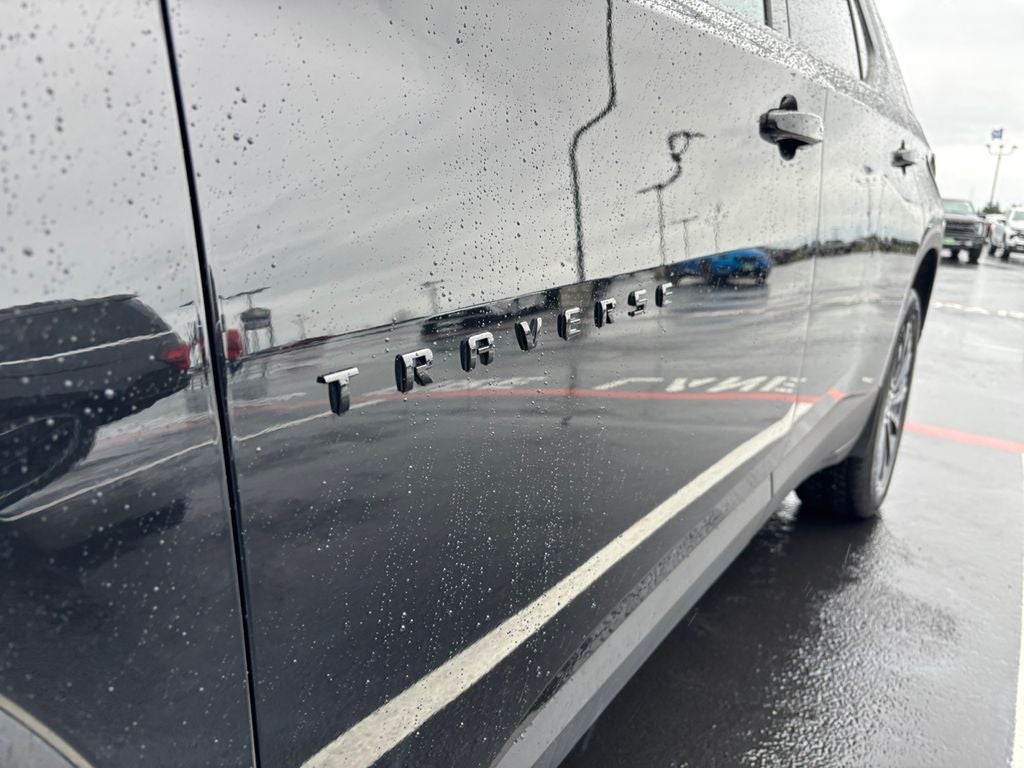 2023 Chevrolet Traverse RS