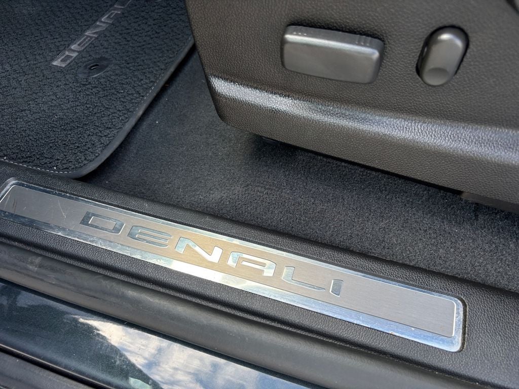 2021 GMC Canyon Denali