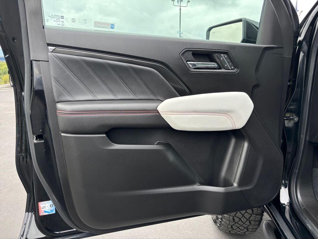2024 GMC Canyon AT4X