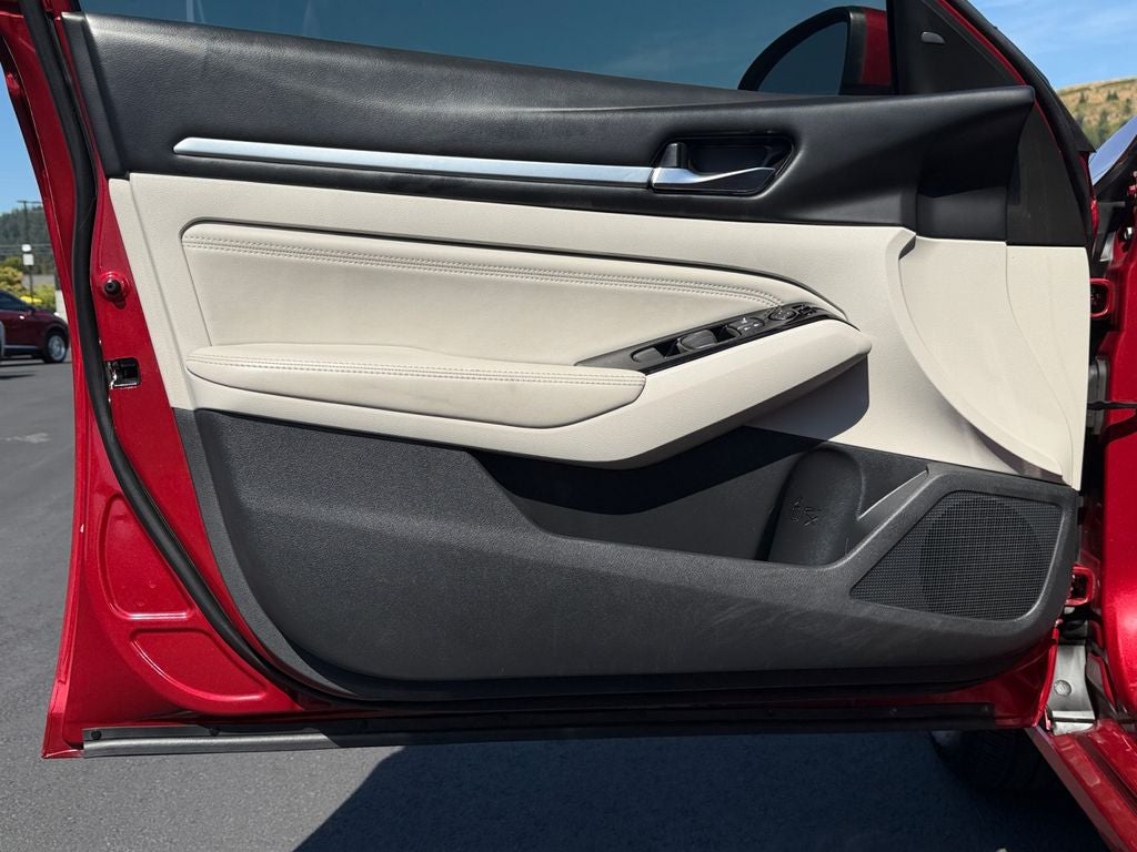 2021 Nissan Altima 2.5 SV