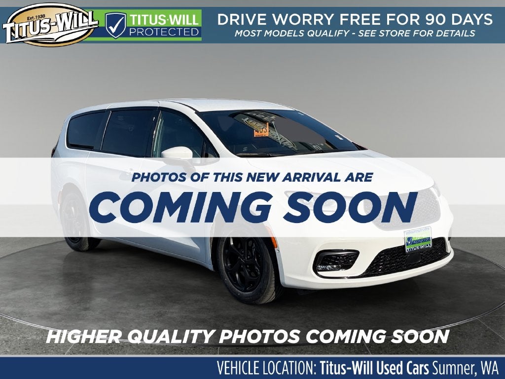 2023 Chrysler Pacifica Hybrid Touring L