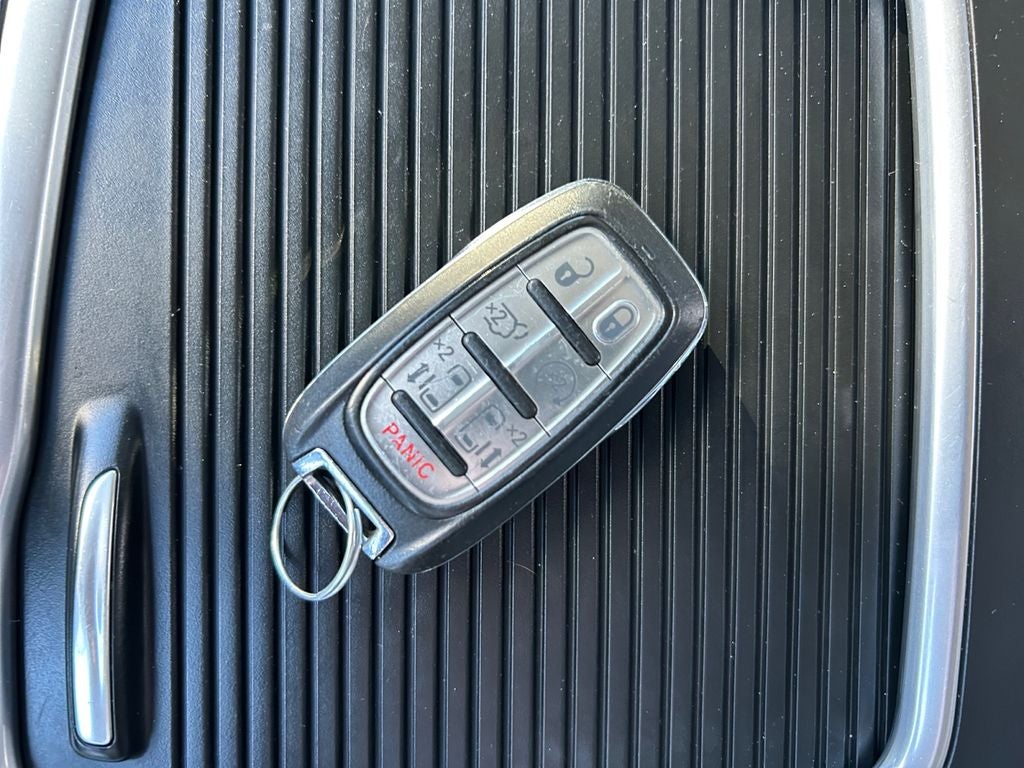 2018 Chrysler Pacifica Hybrid Limited