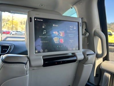 2018 Chrysler Pacifica Hybrid Limited