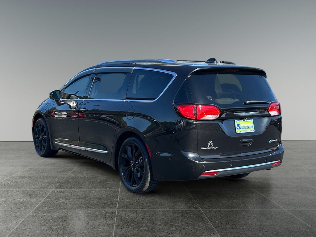 2018 Chrysler Pacifica Hybrid Limited