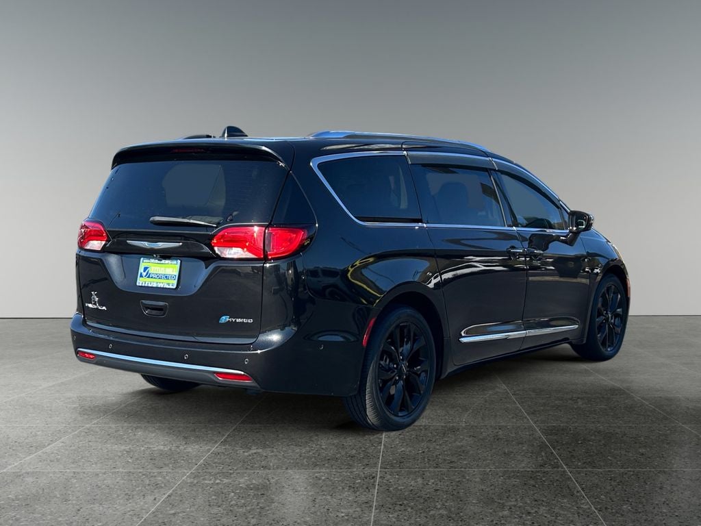 2018 Chrysler Pacifica Hybrid Limited
