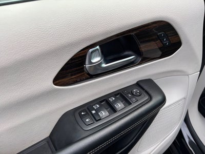 2023 Chrysler Pacifica Hybrid Limited