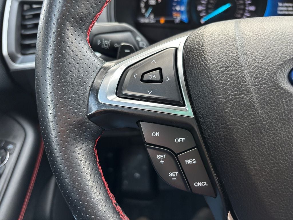 2022 Ford Edge ST Line