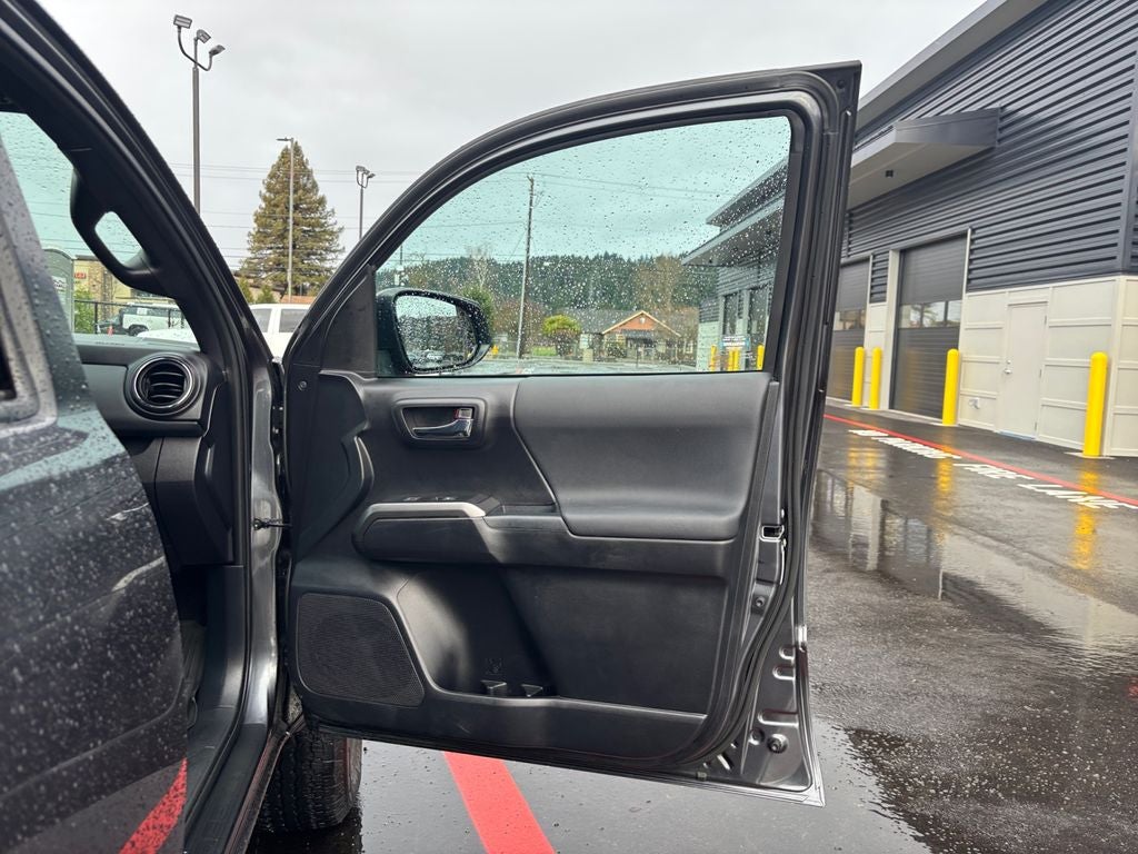 2021 Toyota Tacoma TRD Off-Road V6