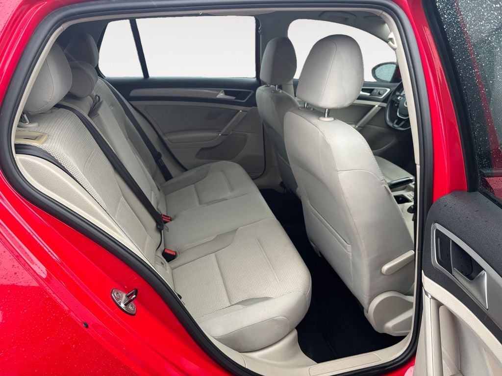 2017 Volkswagen Golf TSI S 4-Door