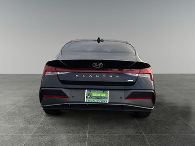 2024 Hyundai Elantra Hybrid Limited
