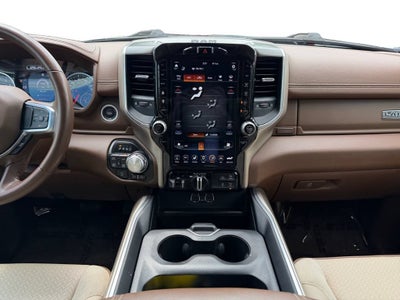 2021 RAM 1500 Laramie Crew Cab 4x4 5'7" Box