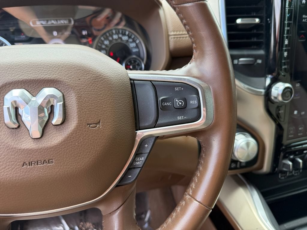 2021 RAM 1500 Laramie Crew Cab 4x4 5'7" Box