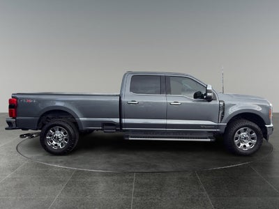 2023 Ford F-350 LARIAT